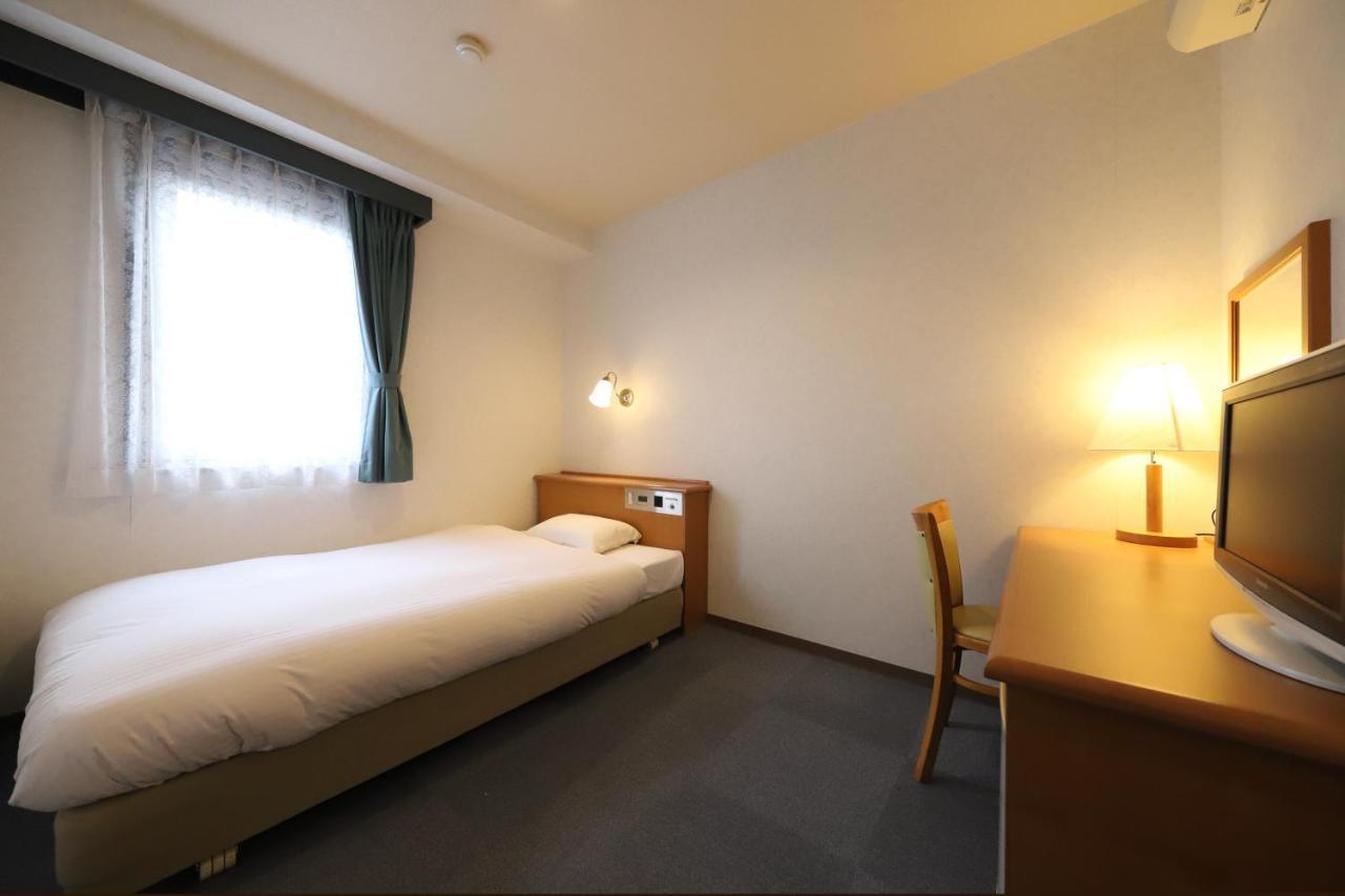 Smile Hotel Takaoka Ekimae Екстериор снимка